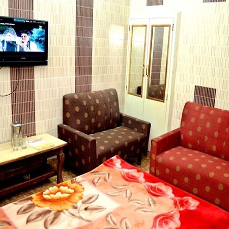 Kasauli Hotel Puri Luaran gambar